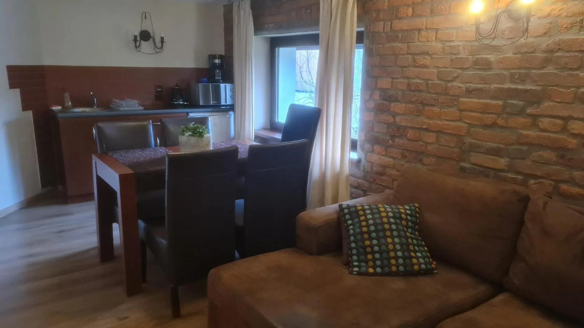 Apartamenty I Pokoje Aneta Piechowice  Guest house Piechowice (Karkonosze)