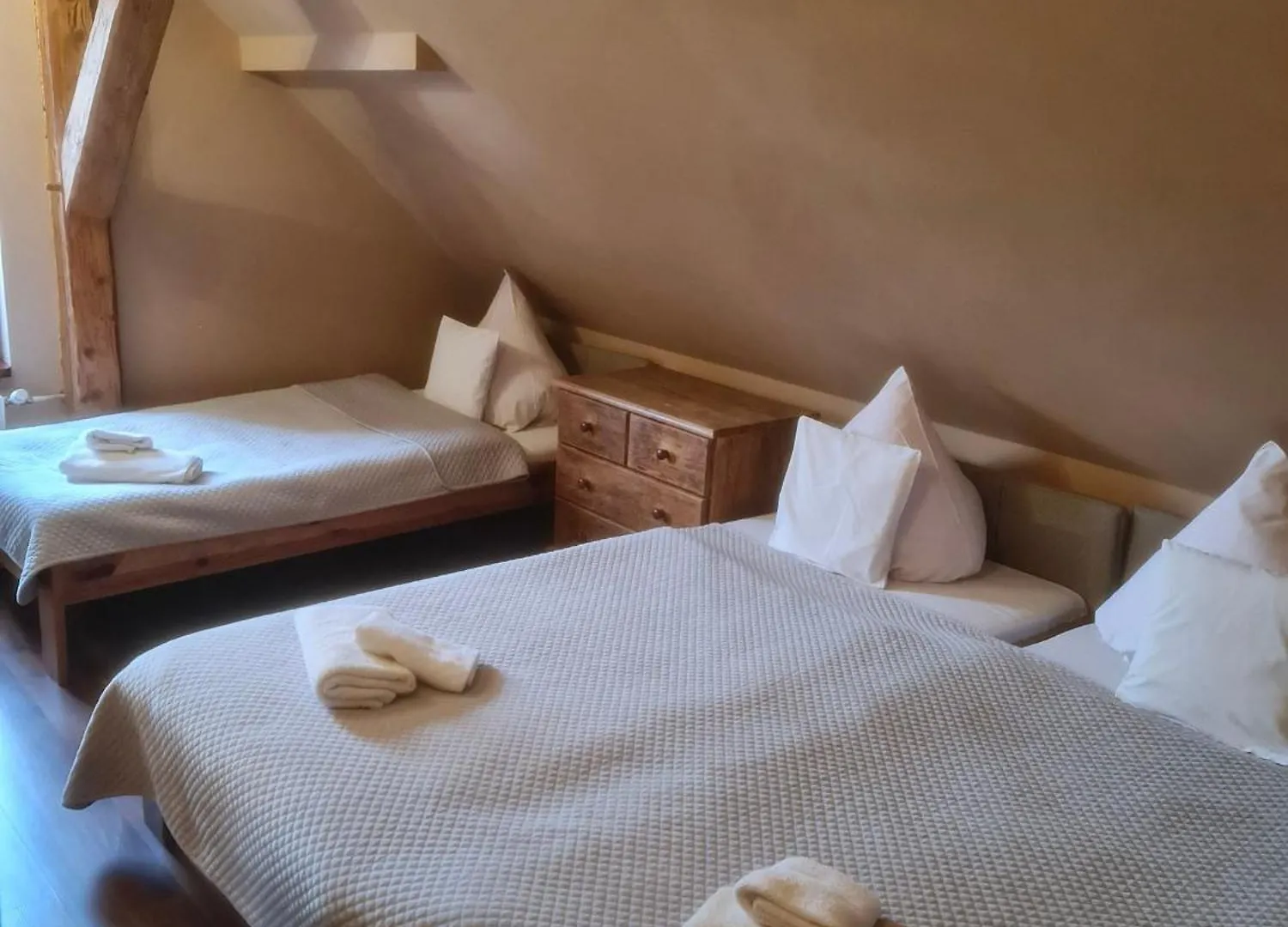 Apartamenty I Pokoje Aneta Piechowice  0*, Piechowice (Karkonosze) Poland